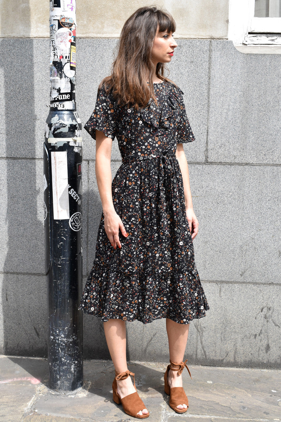 Style Focus - Dark Floral