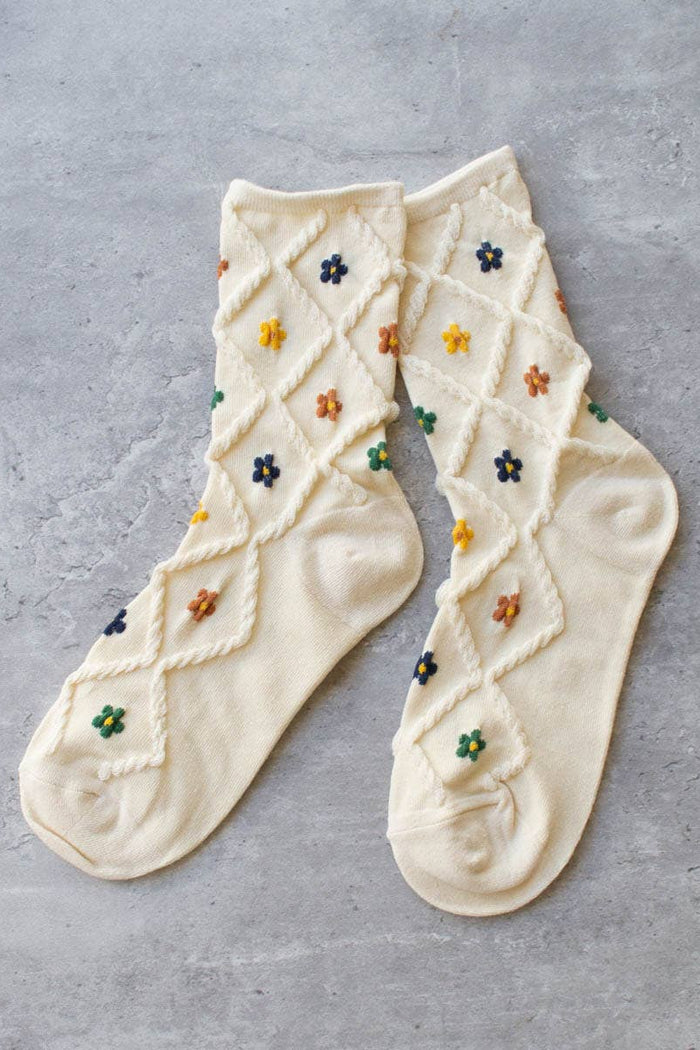 Ann Cottage Floral Casual Socks: Cream - The Mercantile London