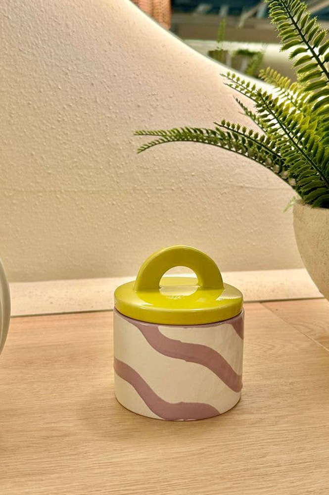 MÆGEN Pablo Pots Water Lotus & Rose Candle - The Mercantile London