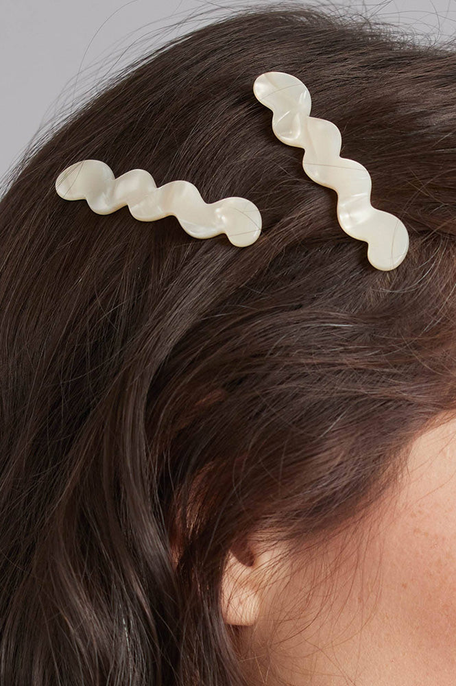 Tiepology Wave Cream Cheese Hair Slide Set - The Mercantile London