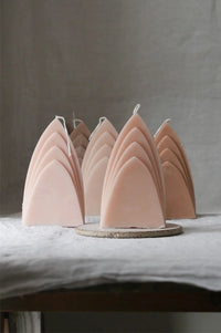 Sanne Hop Beeswax Blush Pink Arch Candle