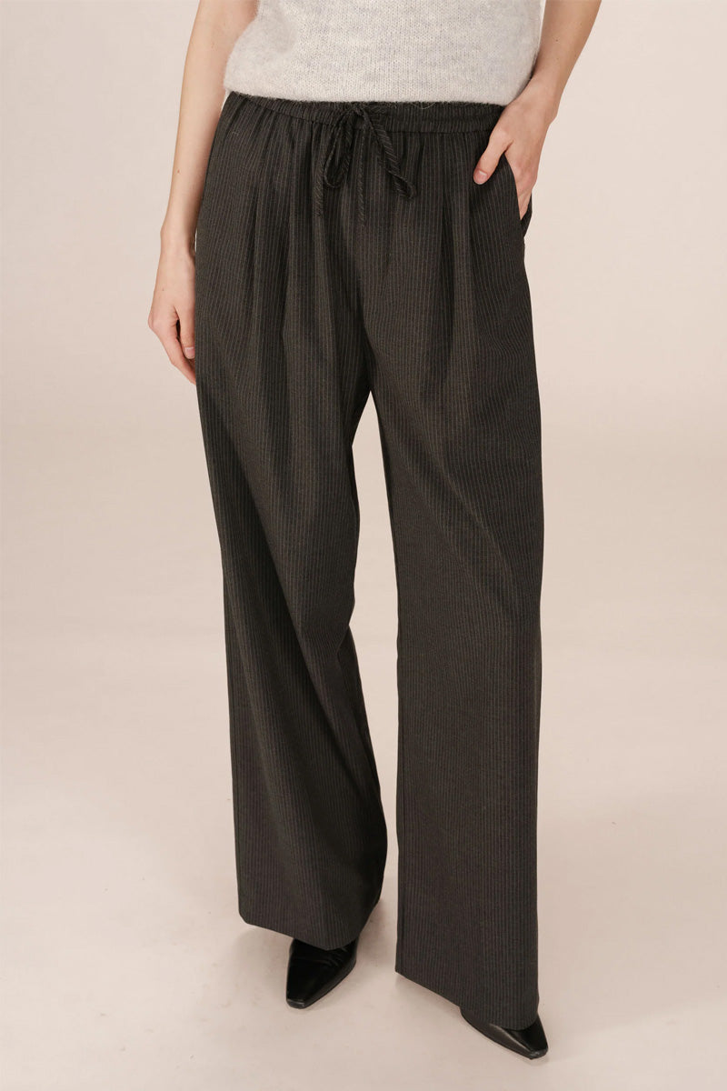Grace & Mila Stay Anthracite Trousers - The Mercantile London