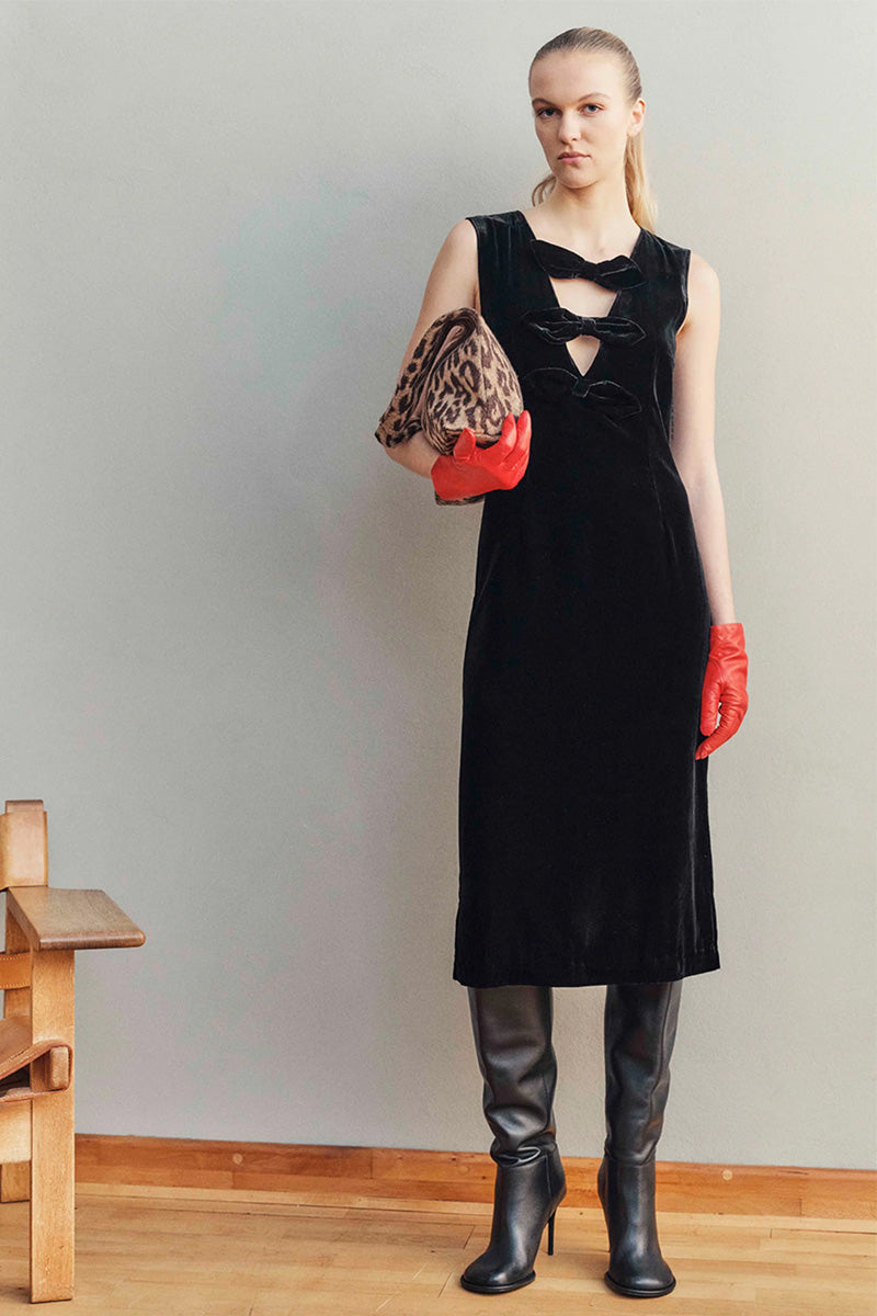 baum und pferdgarten black dress Adriana Mini Dress With Flower Applique by Baum und Pferdgarten