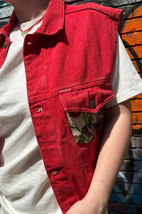 Frankie. Red Roses M / L Vest