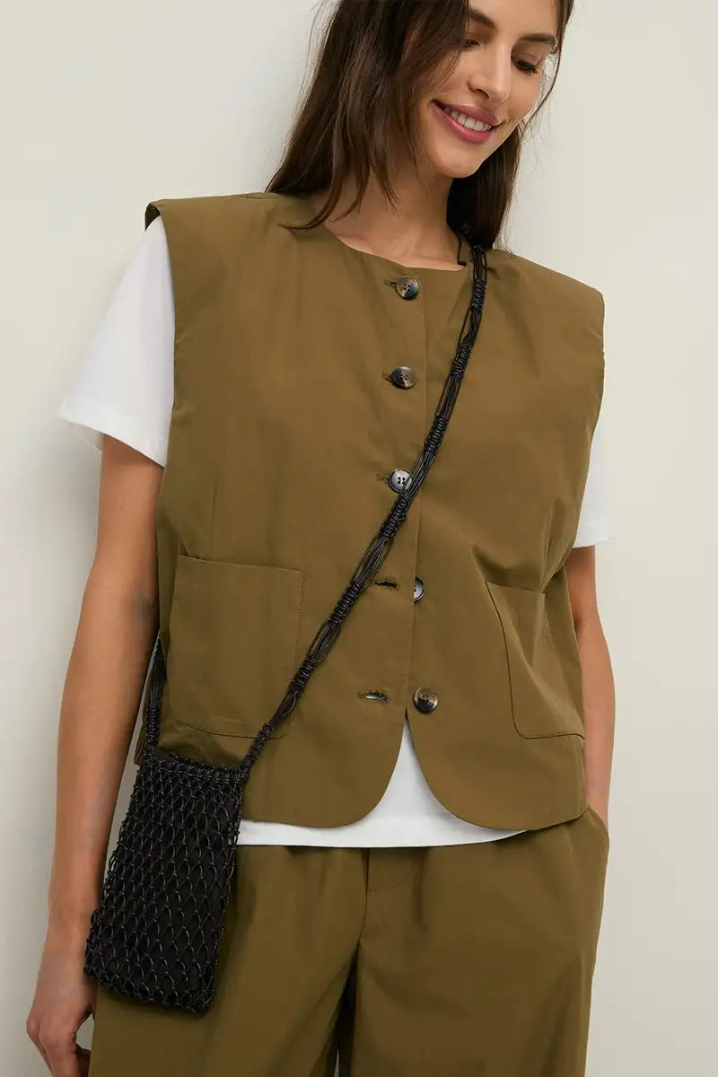 Yerse Hunter Green Sleeveless Vest - The Mercantile London