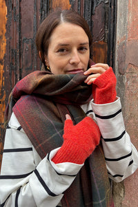 Green Grove Lambswool Fingerless Coral Gloves - The Mercantile London