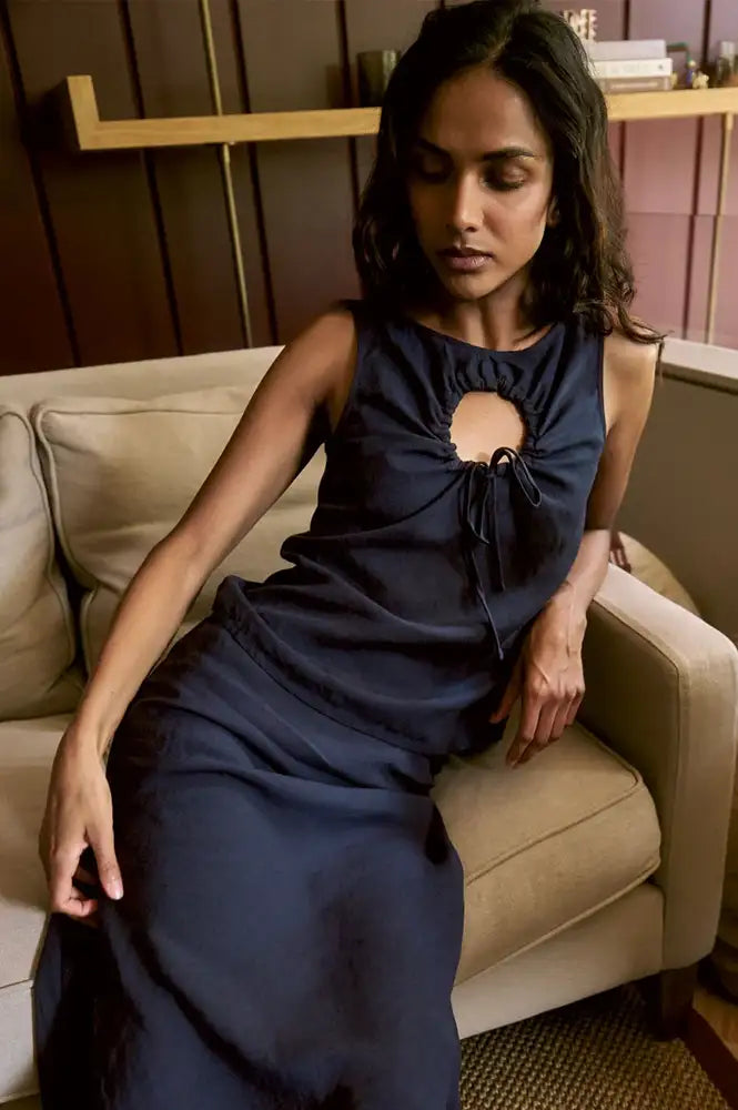 Komodo Zizi Navy Tencel Linen Top - The Mercantile London