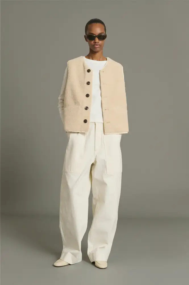 Soeur Fusil Ecru Sleeveless Jacket