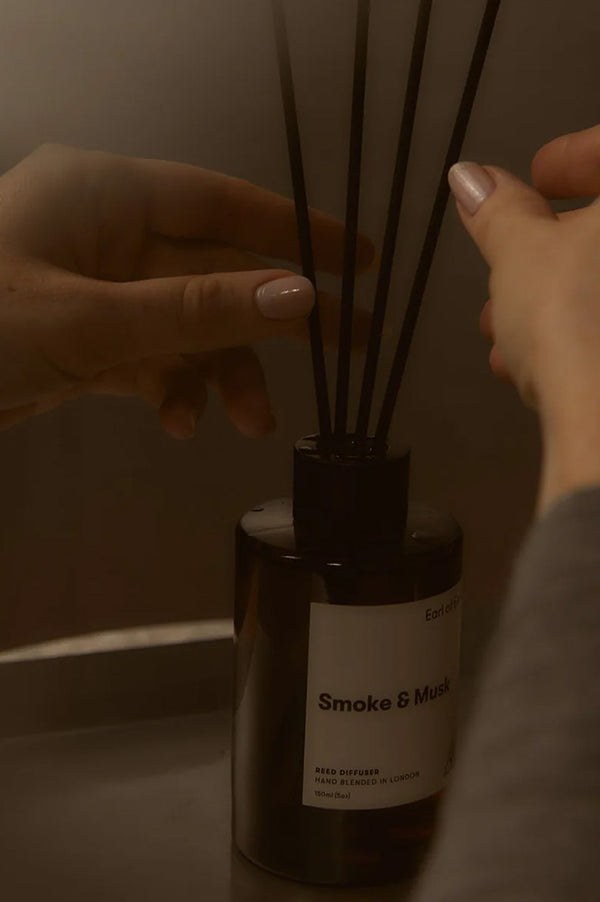Earl Of East Smoke & Musk Reed Diffuser - The Mercantile London