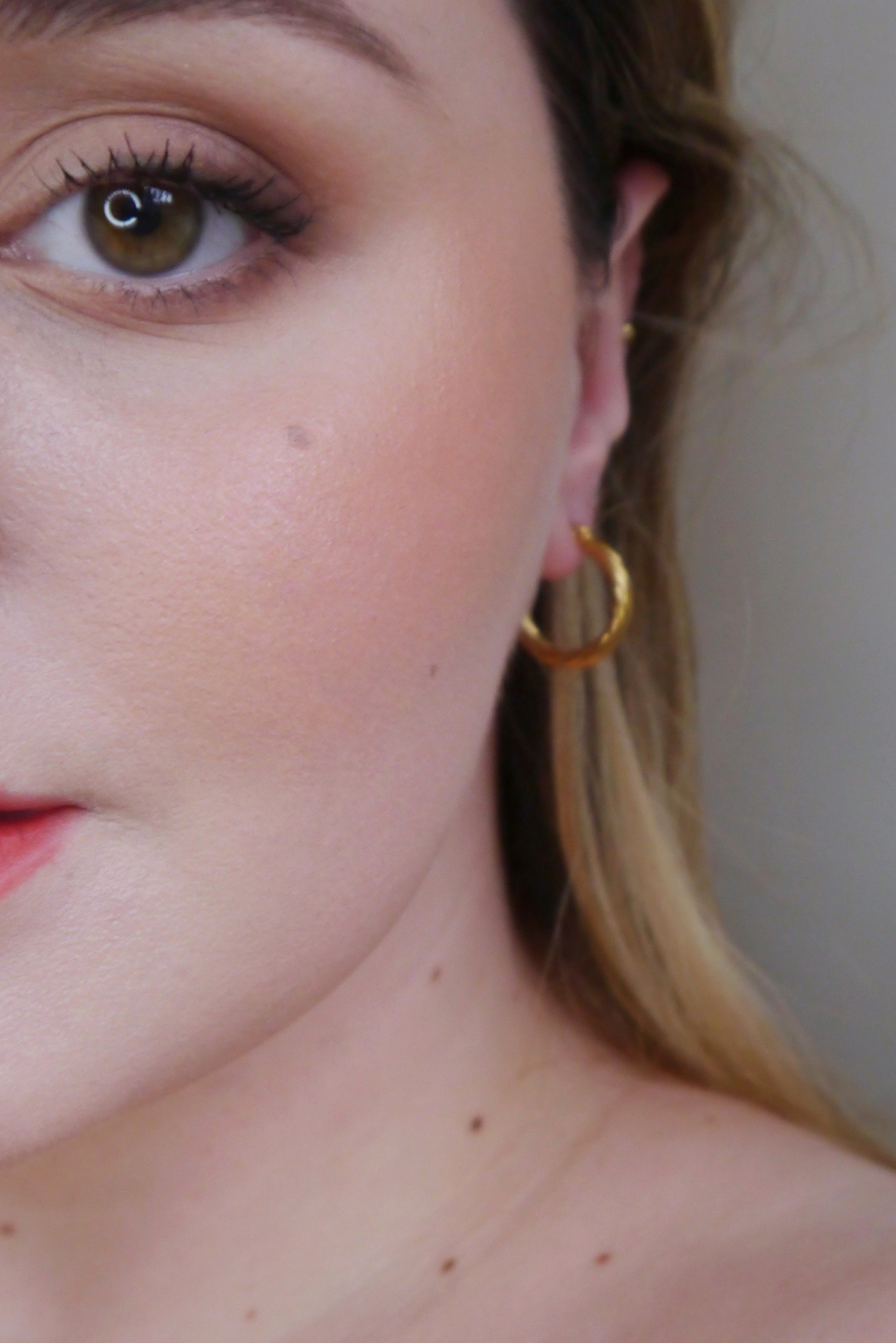 and danu Shearwater Small Gold Hoop Earrings - The Mercantile London