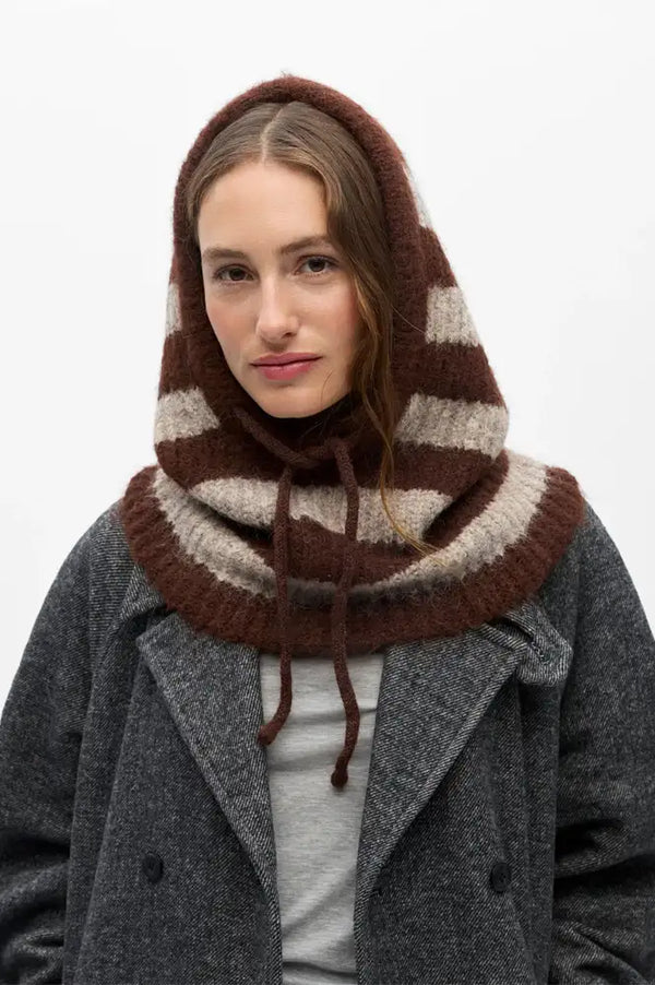 Object Milu Seal Brown Stripe Balaclava