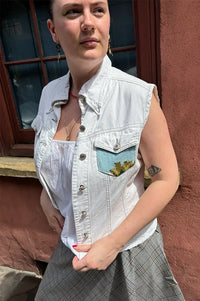 Frankie. Ecru Mountain M Vest