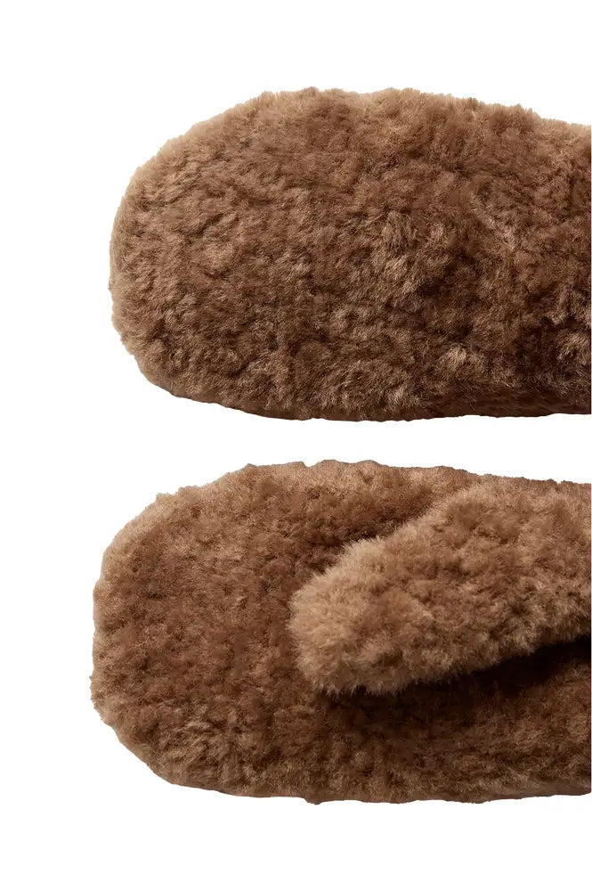 Numph Rixa Taupe Grey Mittens
