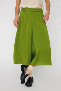 Stella Nova Green Flash Delicate Shorts - The Mercantile London