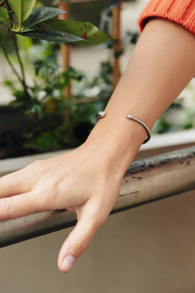 Nordic Muse Fluid Silver Cuff - The Mercantile London
