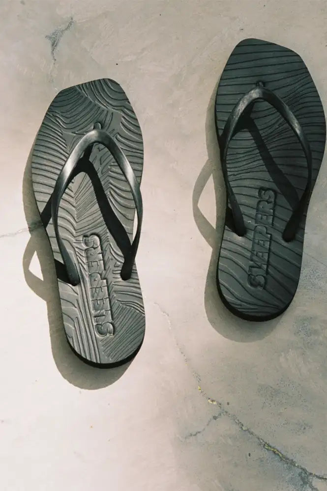 Sleepers Tapered Black Flip Flops - The Mercantile London