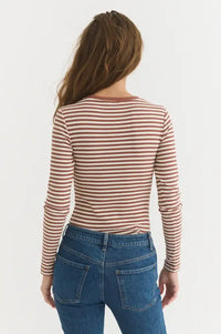 Basic Apparel Ludmilla Mink & Whisper White Tee