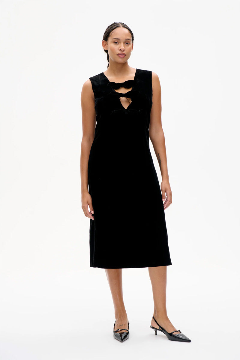 Baum Und Pferdgarten Ajka Black Velvet Dress - The Mercantile London