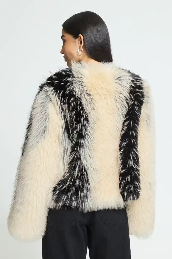 ICHI Flaxa Spotted Nature Faux Fur Jacket