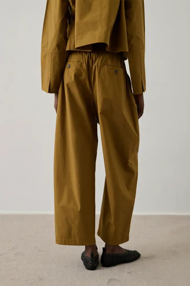 Soeur Vernon Caramel Tapered Trousers - The Mercantile London