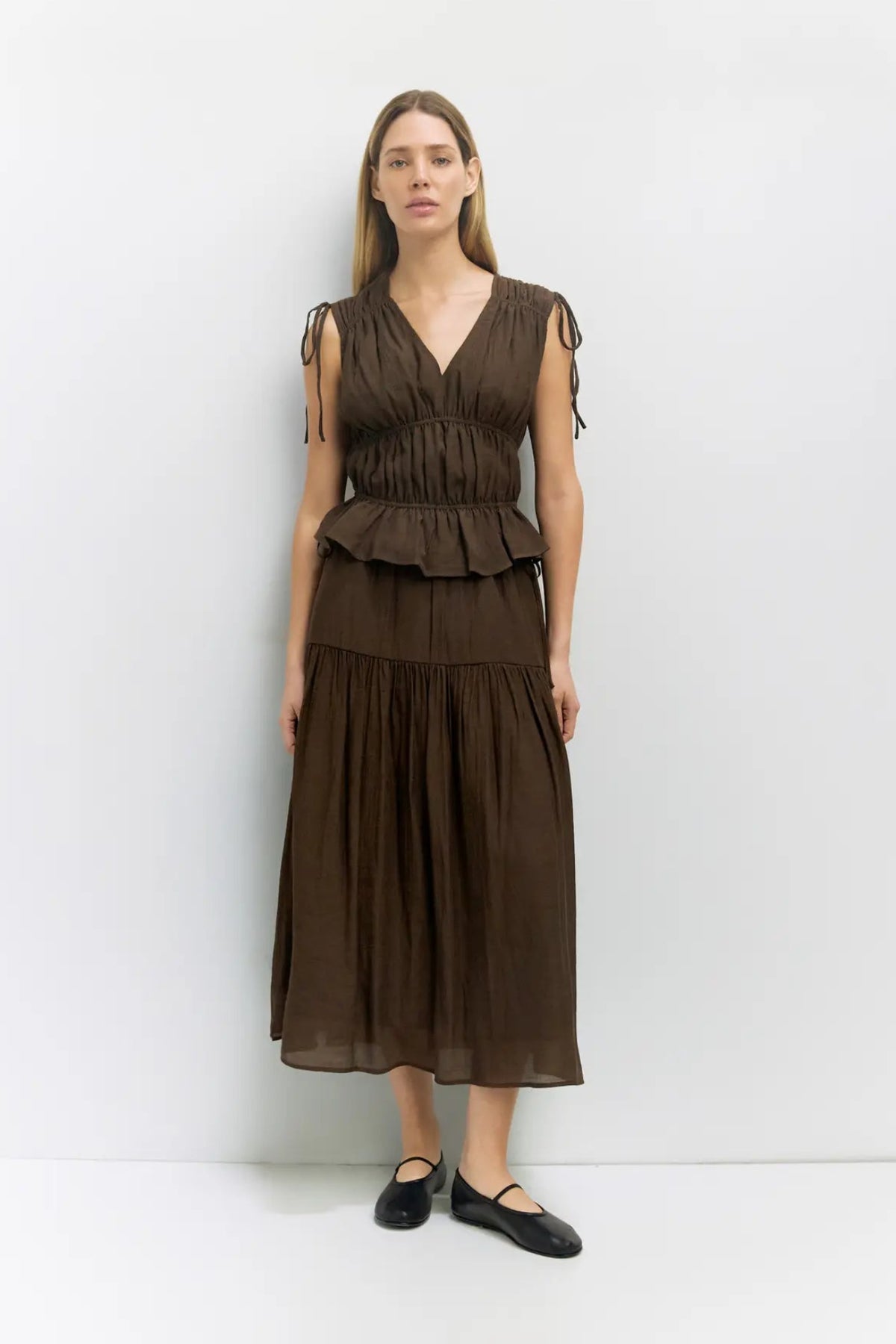 Mod Ref Cleo Brown Gathered Sleeveless Top