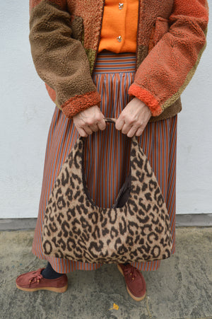 Baum Und Pferdgarten Kleova Camel Leopard Shoulder Bag – The