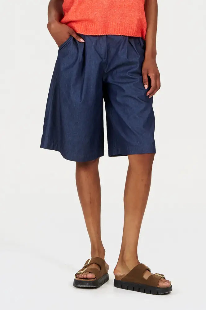 Komodo Liv Mid-Wash Bermuda Shorts - The Mercantile London