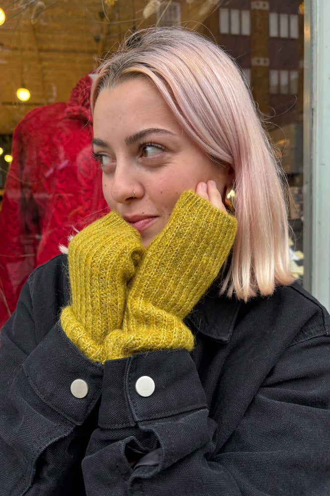Louise Misha Zeliette Olive Green Mittens - The Mercantile London