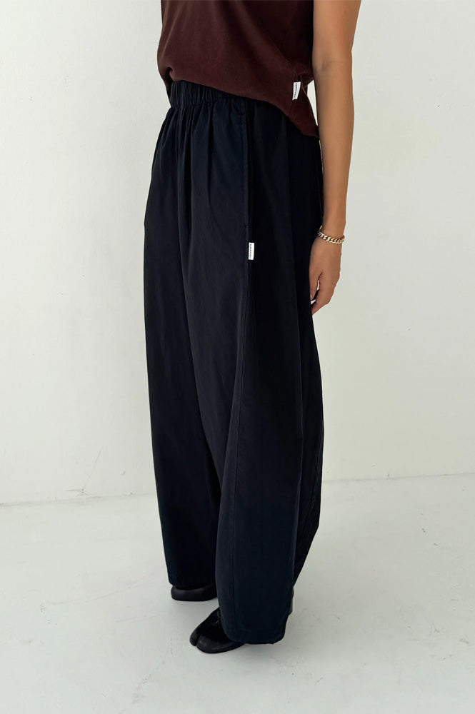Le Bon Shoppe Black Parachute Pants - The Mercantile London
