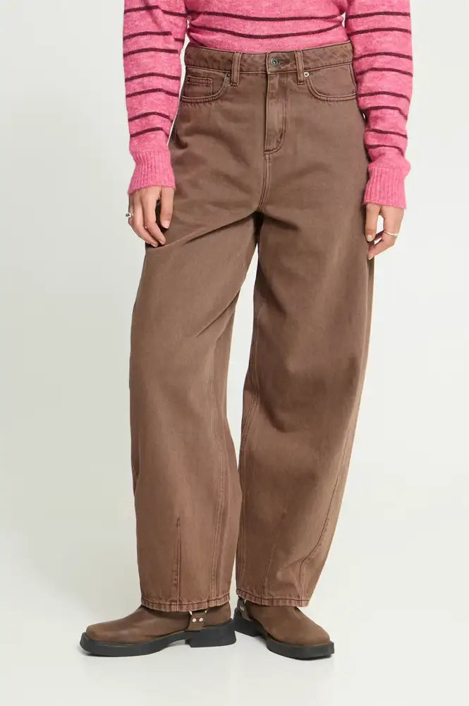 ICHI Blich Brown Washed Barrel Leg Jeans - The Mercantile London