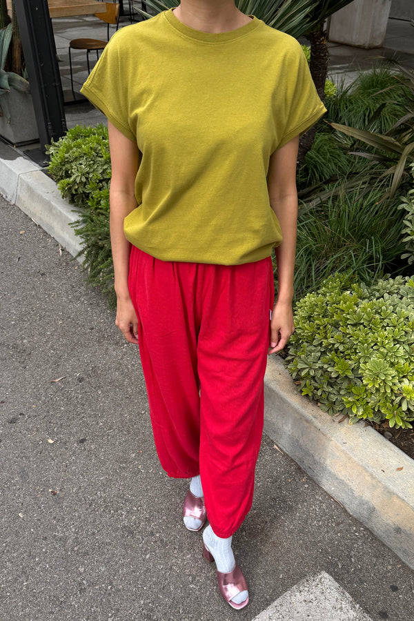 Le Bon Shoppe Ease Golden Olive Tee - The Mercantile London