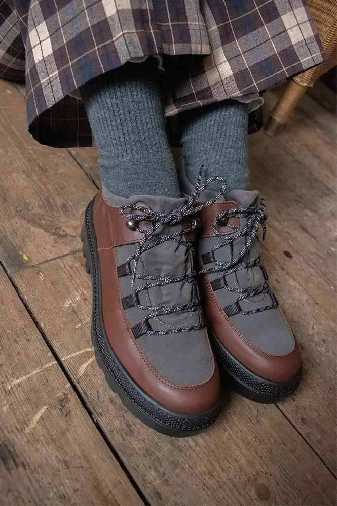 Naguisa Abra Black & Brown Check Low Boots