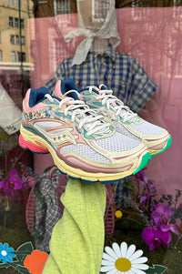 Saucony Progrid Omni 9 Blossom Blue Trainers - The Mercantile London
