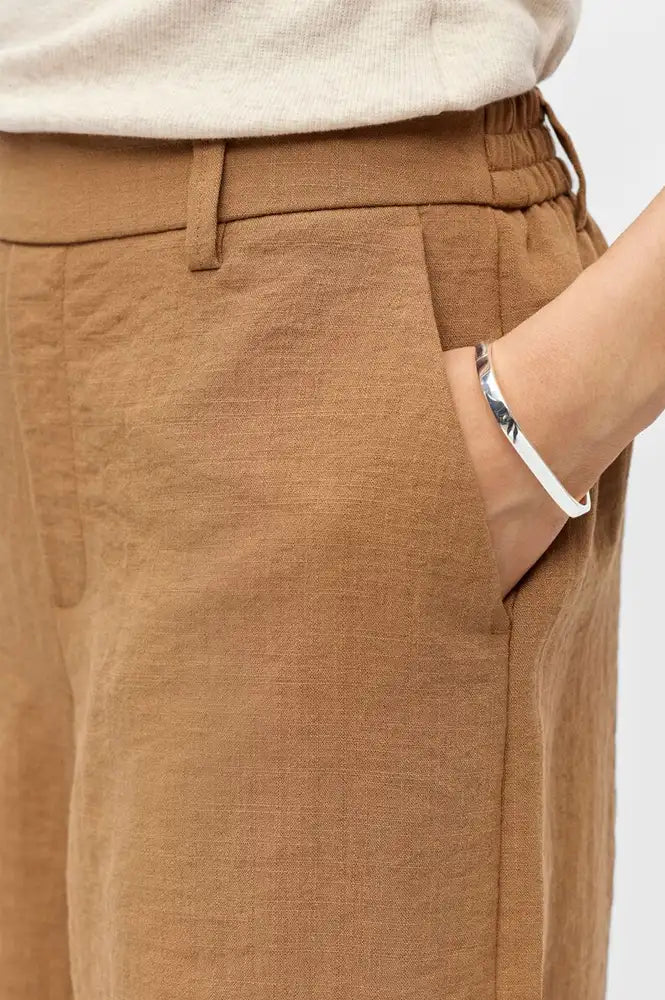 Object Lisa Rini Toasted Coconut Textured Shorts