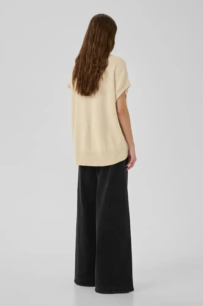 My Essential Wardrobe Diva Rice Knitted Vest - The Mercantile London