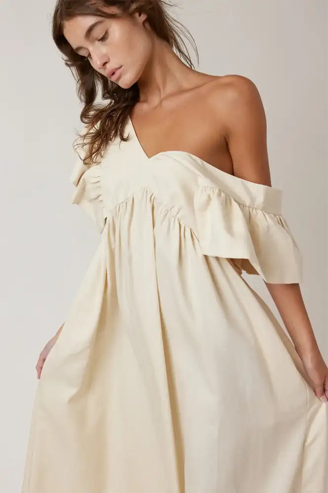 Amente Ecru Ruffle Sleeve Midi Dress