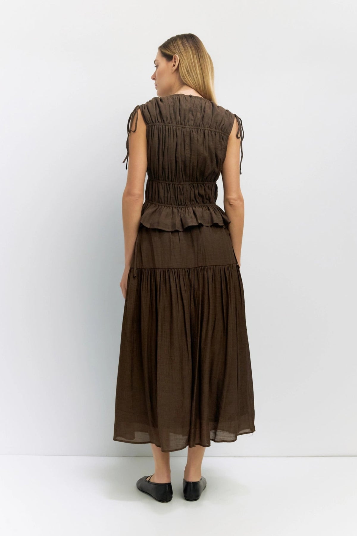 Mod Ref Cleo Brown Gathered Sleeveless Top