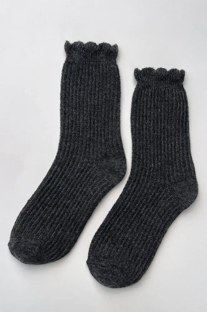 Le Bon Shoppe Linen Scallop Charcoal Socks