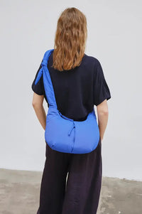 Ölend Capri Cobalt Padded Bag