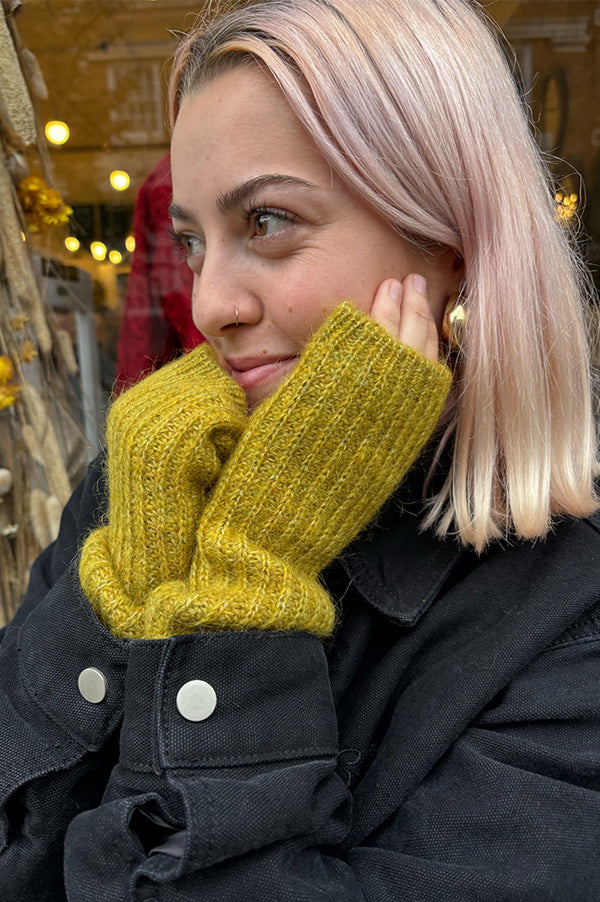 Louise Misha Zeliette Olive Green Mittens - The Mercantile London