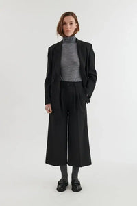 Basic Apparel Marjo Cropped Black Trousers