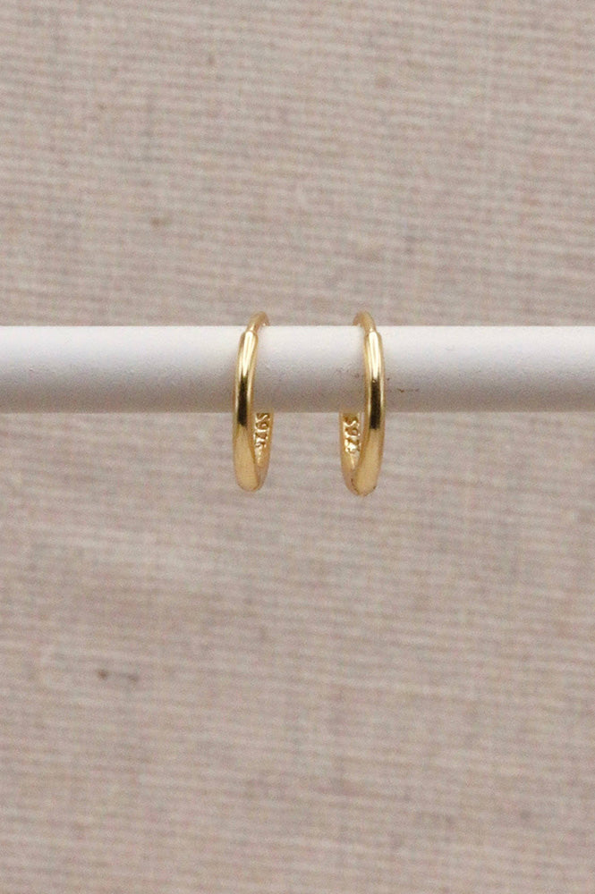 Everyday Gold Essential Huggie Hoops - The Mercantile London