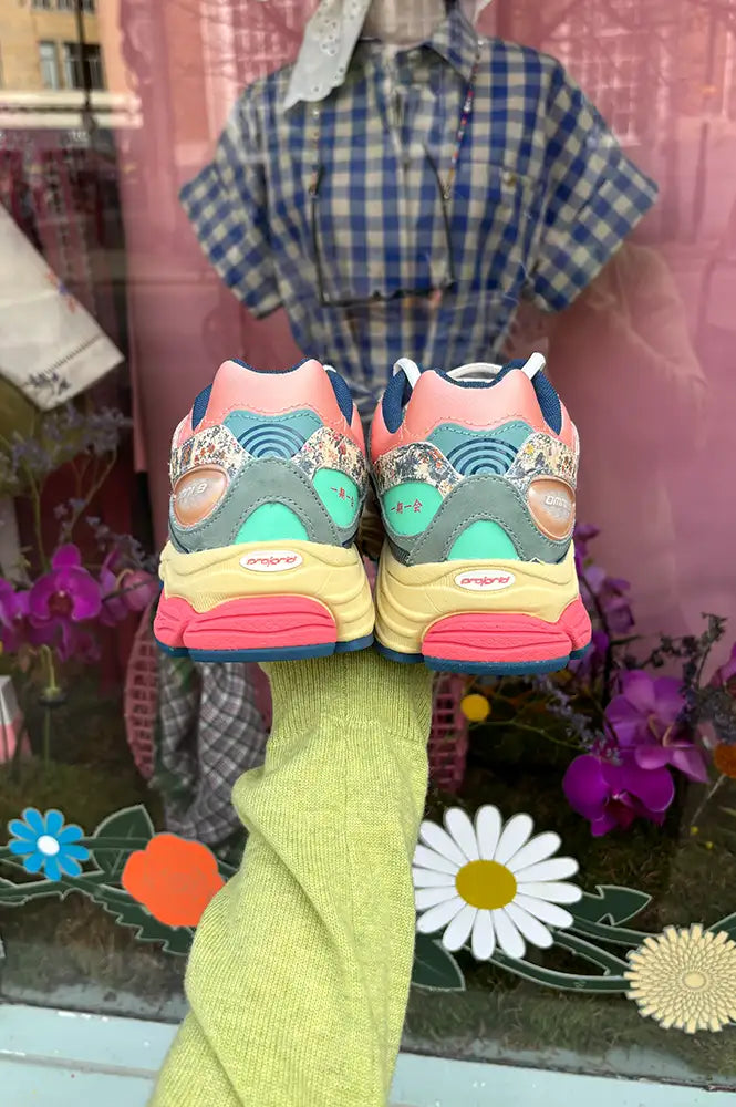 Saucony Progrid Omni 9 Blossom Blue Trainers - The Mercantile London