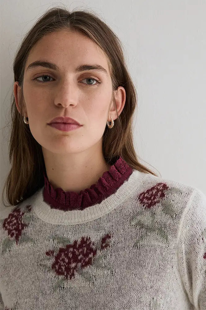 Yerse Cream Knitted Floral Jacquard Jumper