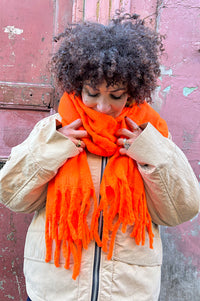 American Vintage Zinaco Fluorescent Fire Scarf