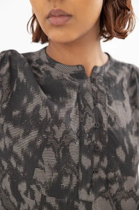 Project AJ117 Katlyn Peat Jacquard Blouse