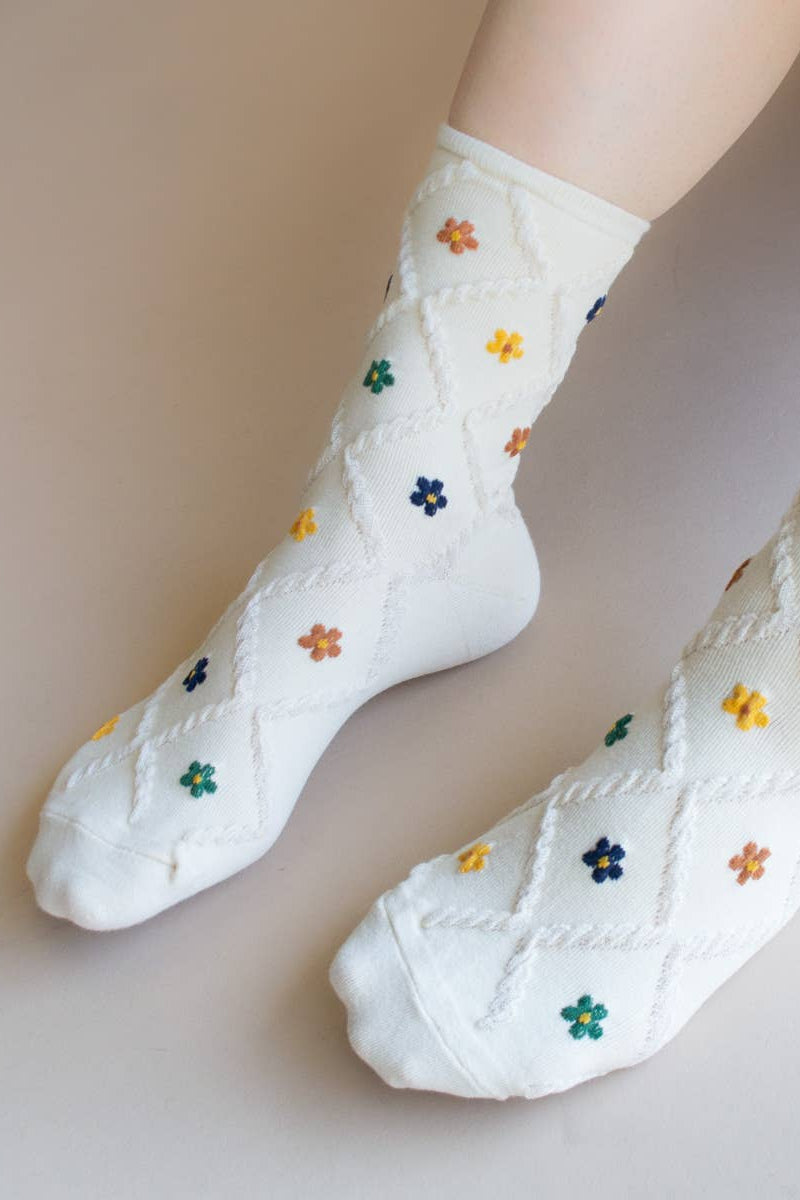 Ann Cottage Floral Casual Socks: Cream - The Mercantile London