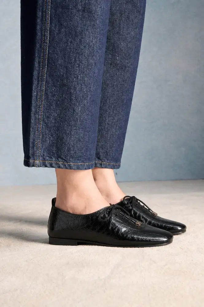 Petite Mendigote Caroline Black Patent Derby Shoes