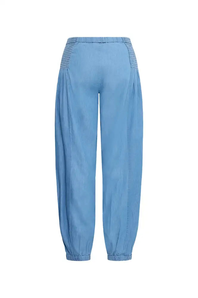 Fransa Marise Mid-Blue Denim Capri Pants - The Mercantile London