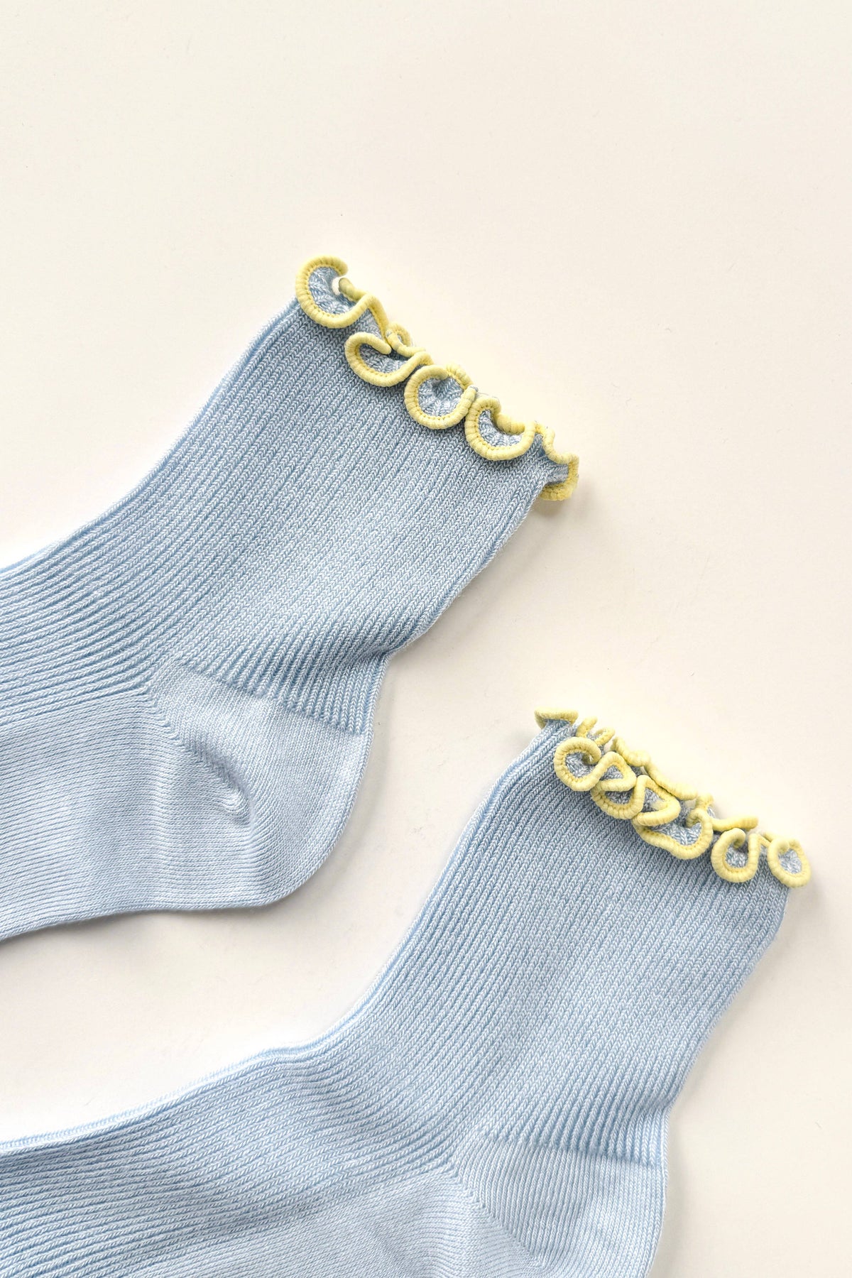 Le Bon Shoppe Petite Ruffled Baby Blue Butter Socks - The Mercantile London